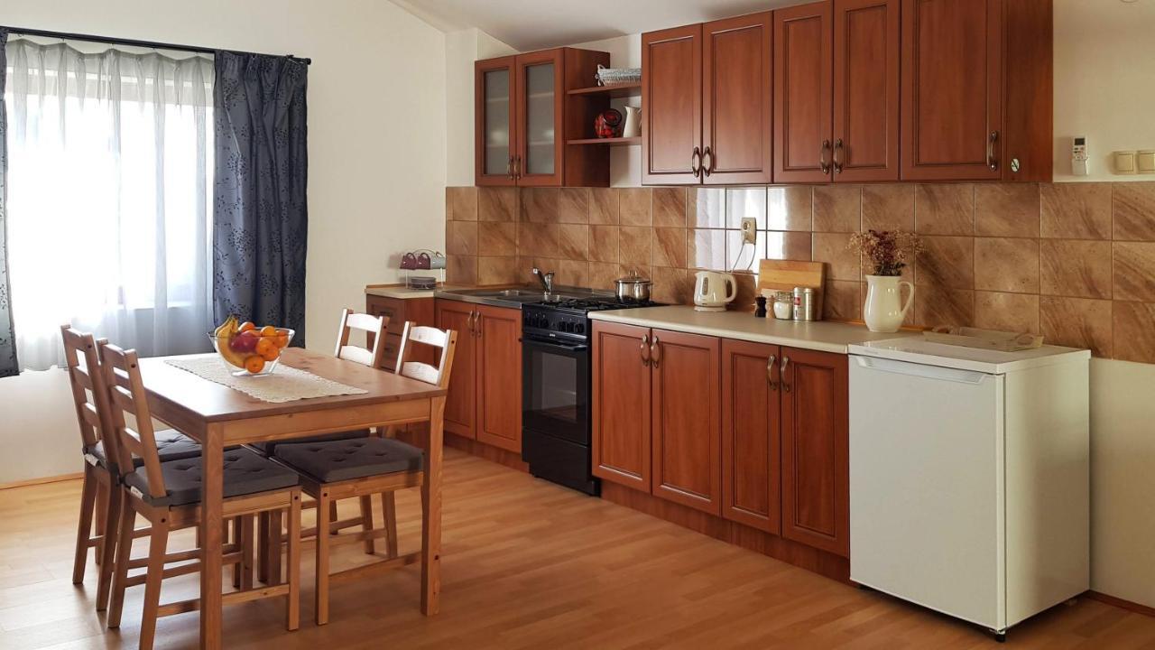 Apartman 13 Krizevci Bagian luar foto