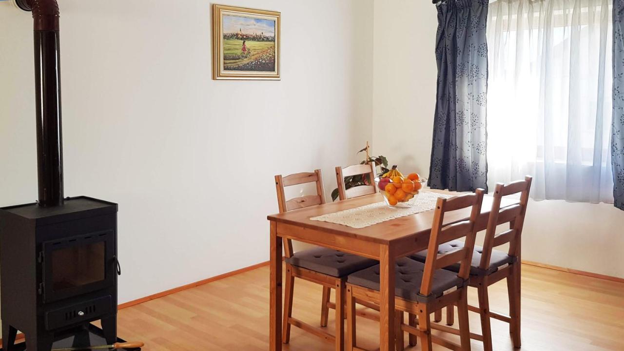 Apartman 13 Krizevci Bagian luar foto